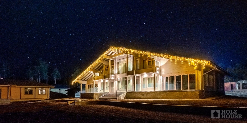 Изысканный двухэтажный дом из клееного бруса по проекту Австрия v3 - фото 18 на сайте Holz House